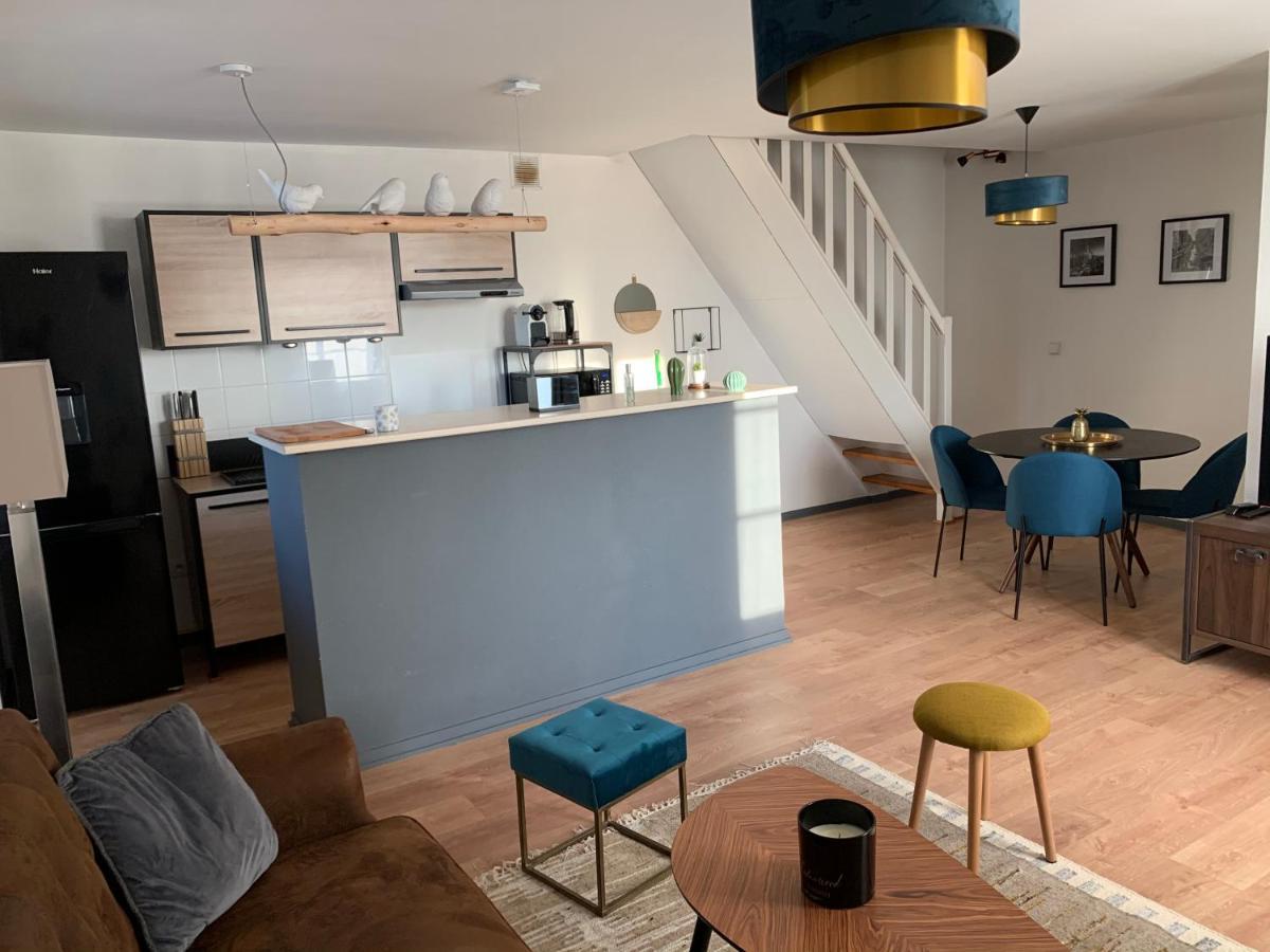 Le 104 Feuvrier Apartment Dole Luaran gambar