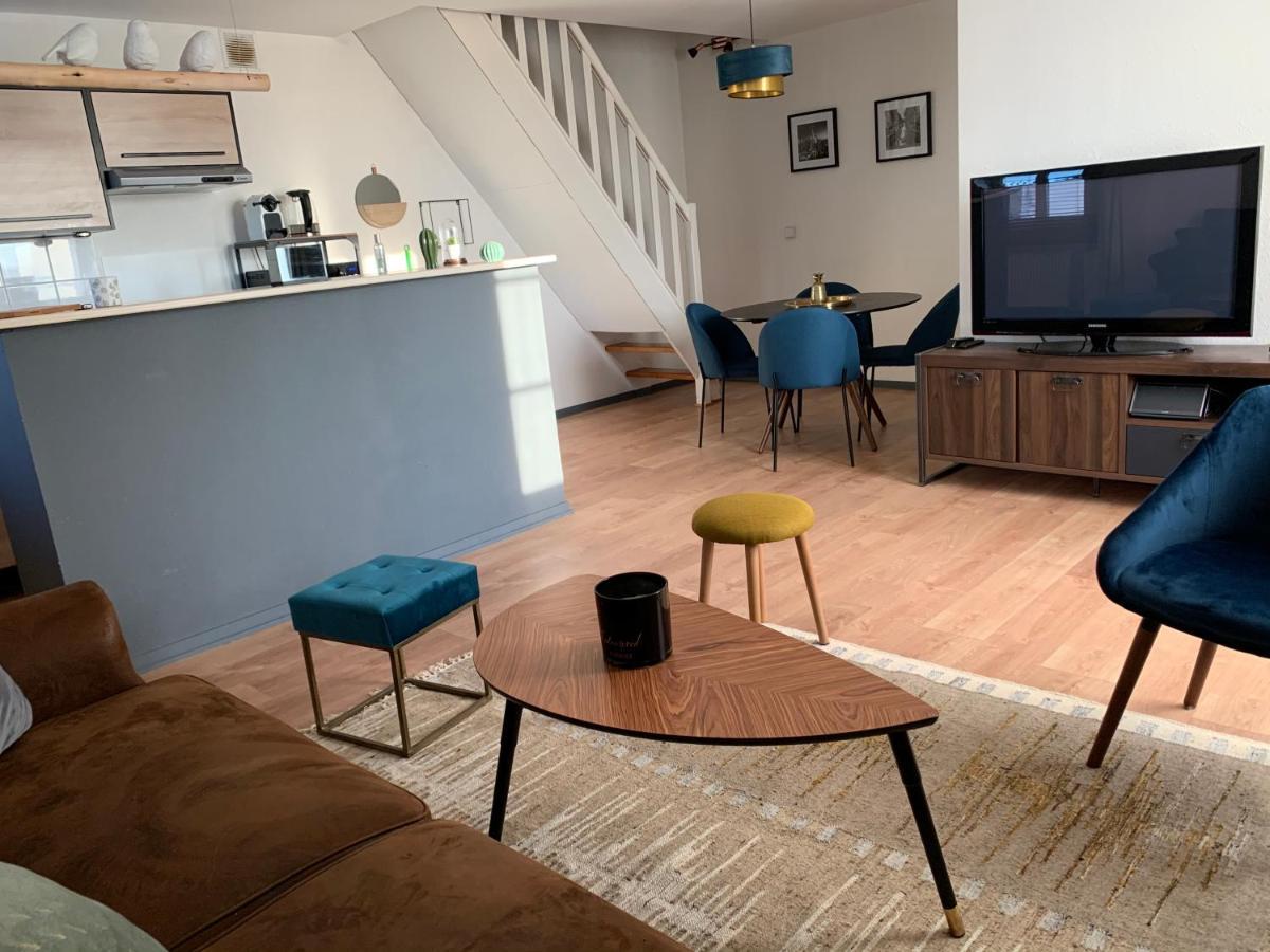 Le 104 Feuvrier Apartment Dole Luaran gambar