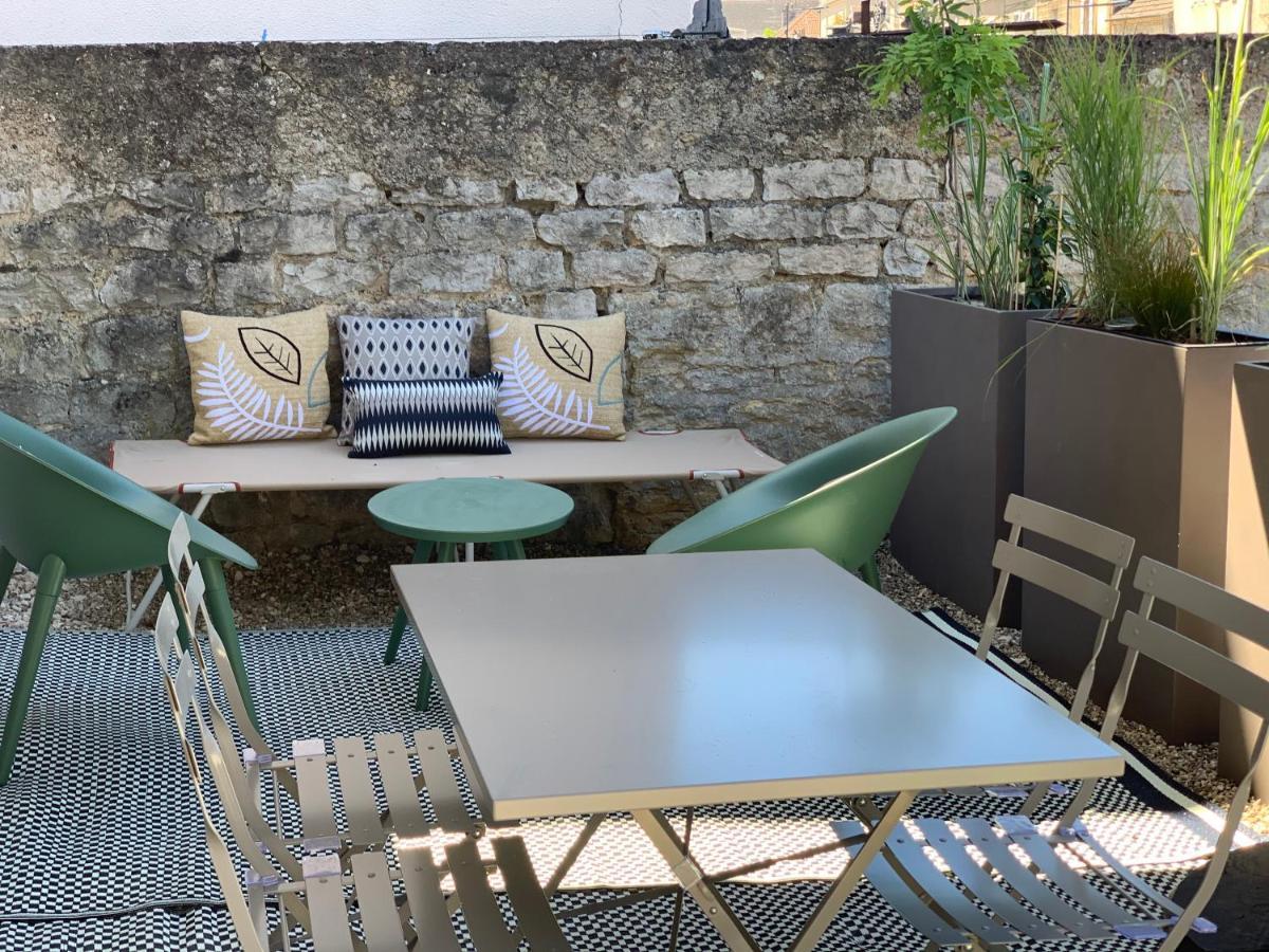 Le 104 Feuvrier Apartment Dole Luaran gambar